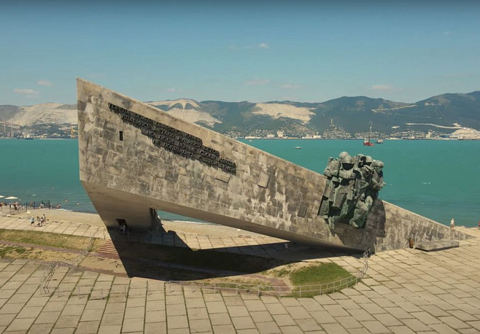 Имя Леонида Брежнева снова нанесут на мемориал «Малая земля» в Новороссийске 